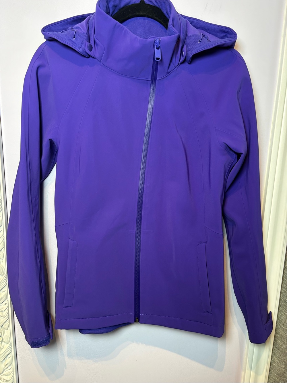 Athleta Glacier Hooded Softshell Athletic Jacket Purple Size S